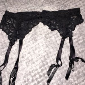 lace garter belt